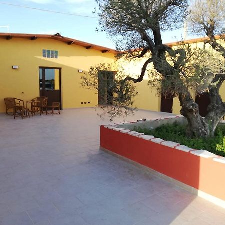 Casa Acito Bed and Breakfast Stornara Εξωτερικό φωτογραφία