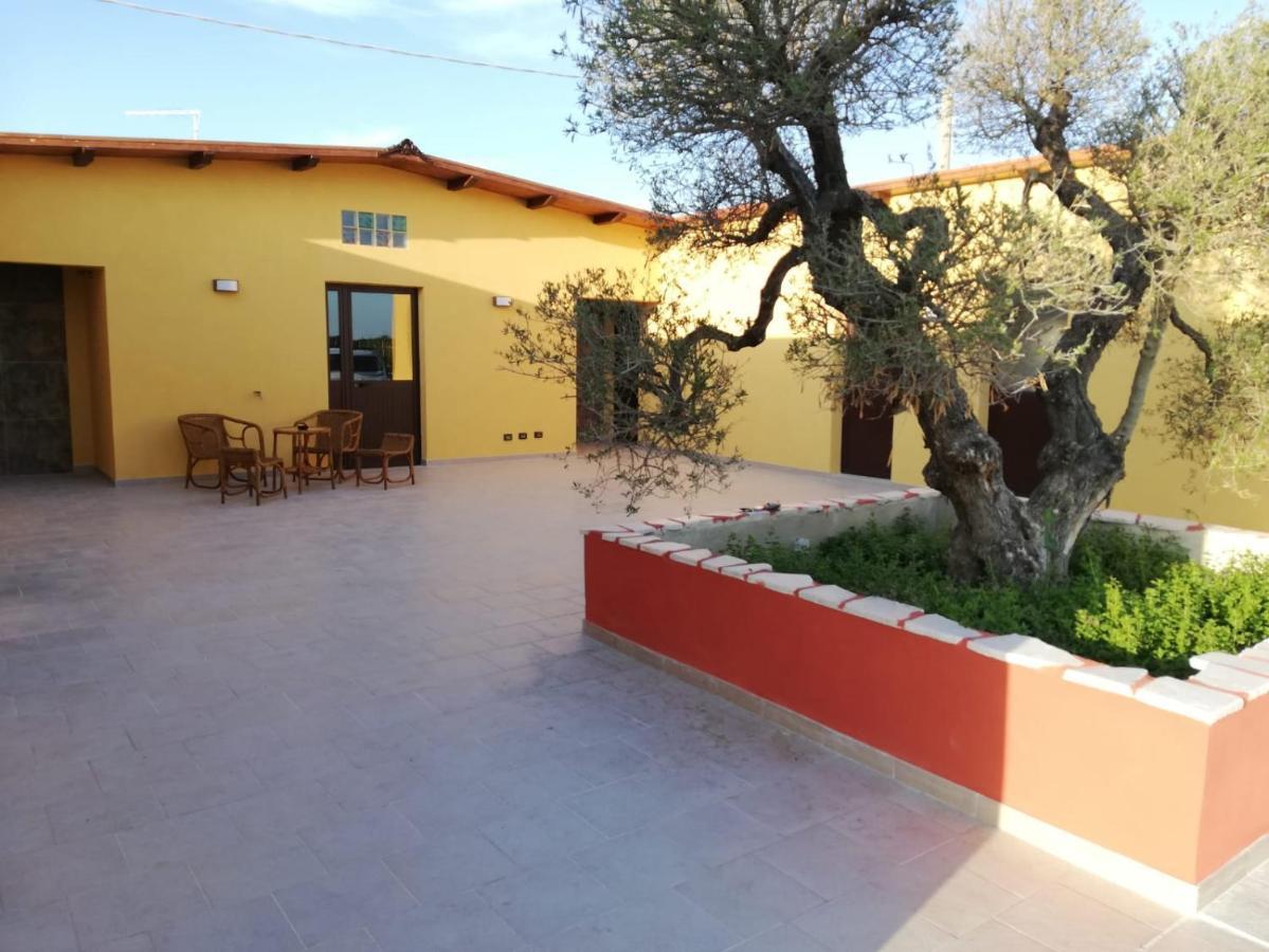 Casa Acito Bed and Breakfast Stornara Εξωτερικό φωτογραφία